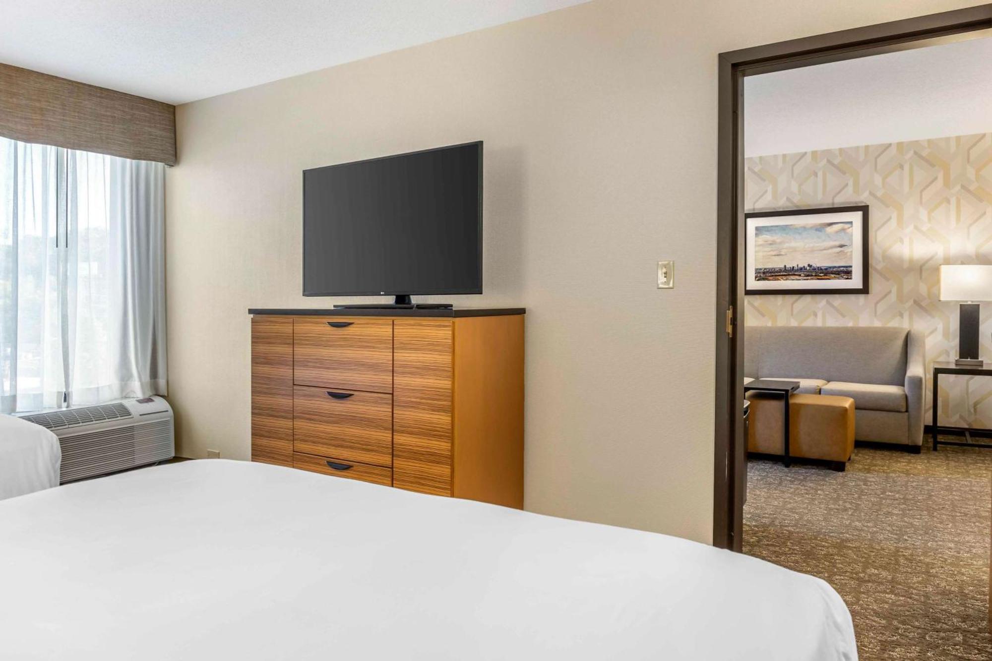 Drury Inn & Suites St. Louis-Southwest 밸리파크 외부 사진
