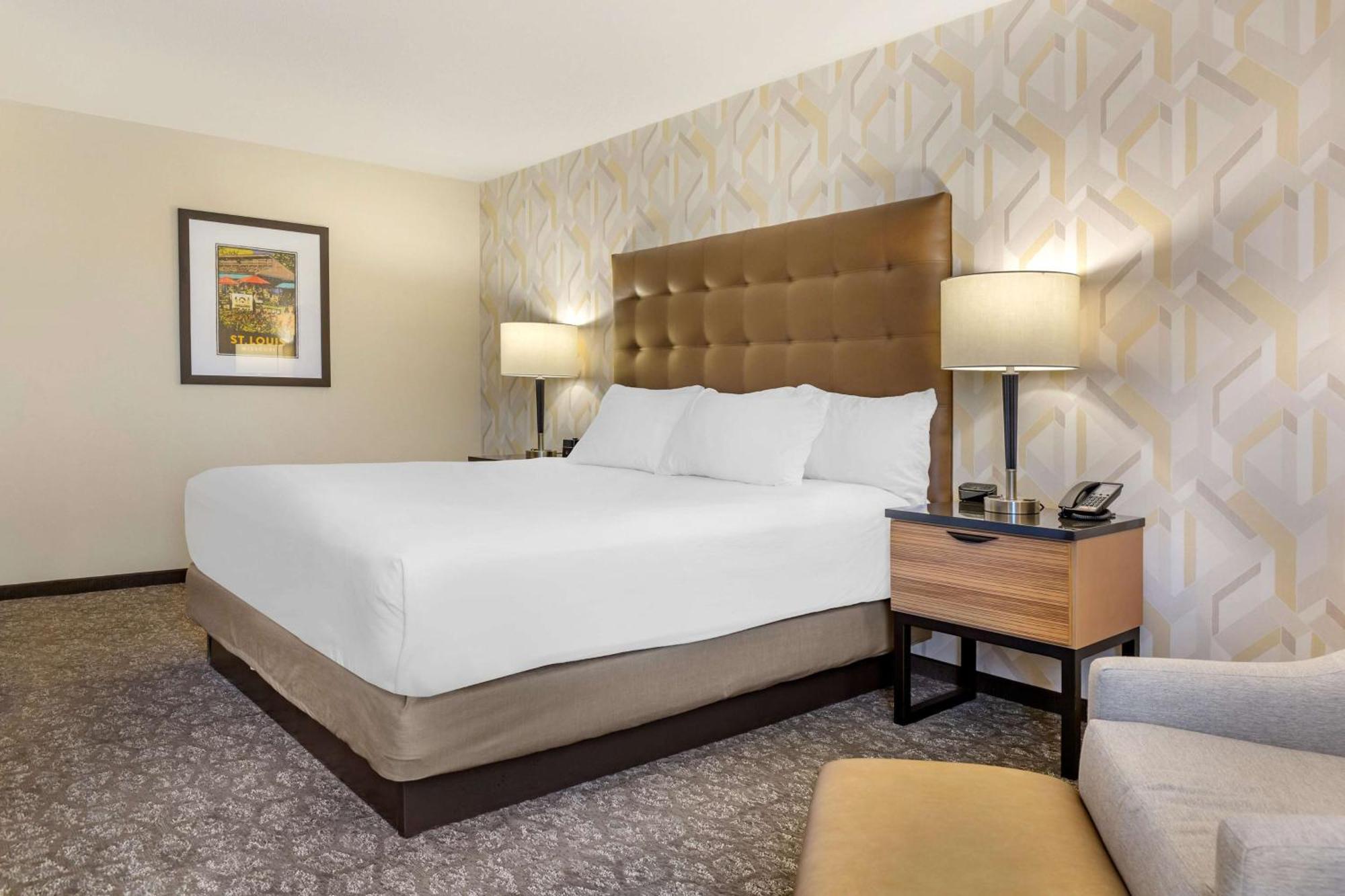 Drury Inn & Suites St. Louis-Southwest 밸리파크 외부 사진