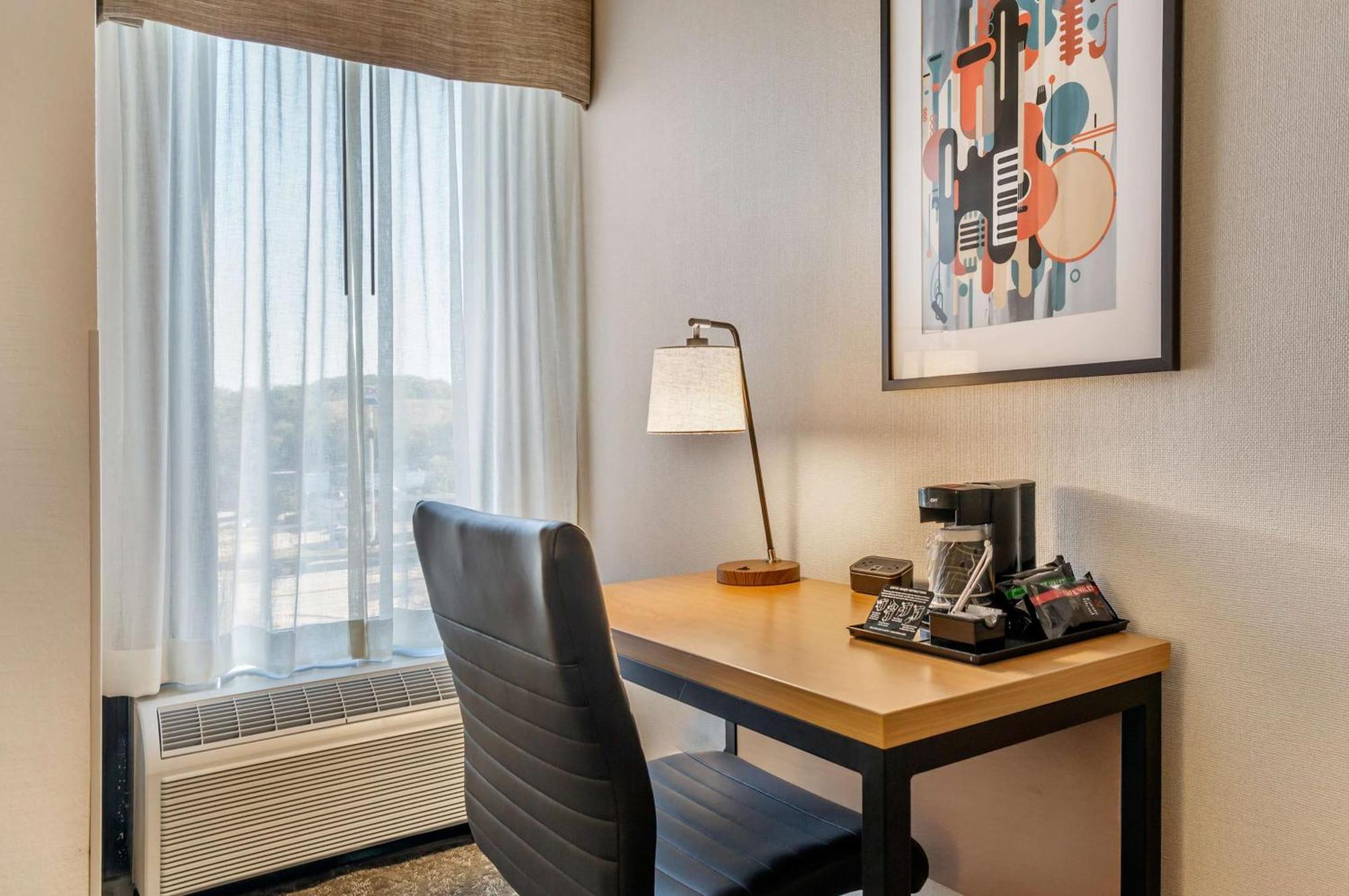 Drury Inn & Suites St. Louis-Southwest 밸리파크 외부 사진